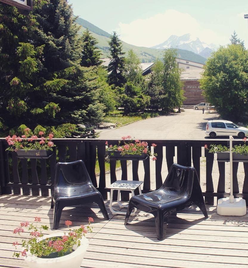 Hotel Valentin Pied Des Pistes لو دوز آلب المظهر الخارجي الصورة